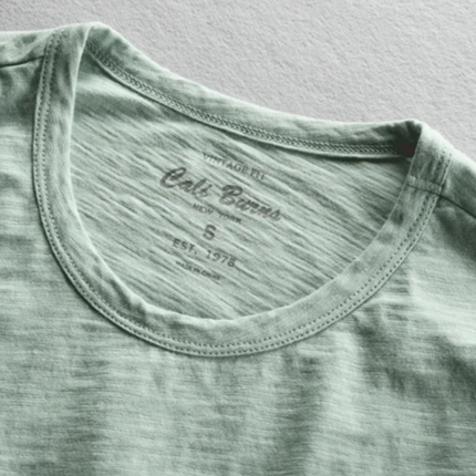 Camiseta de cuello redondo de Jesse