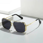 Marco dorado / Lentes negros