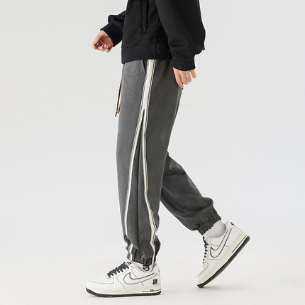 Pantalones deportivos retro de corte Happy Trooper