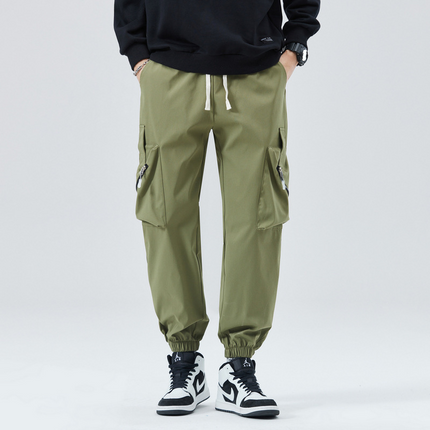 Pantalones deportivos cargo Adriano