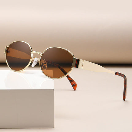 Gafas de sol retro serenas