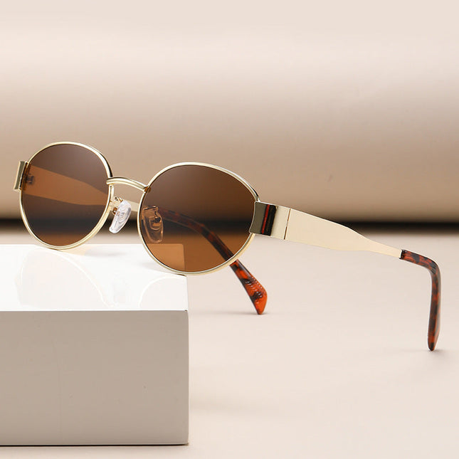 Gafas de sol retro serenas
