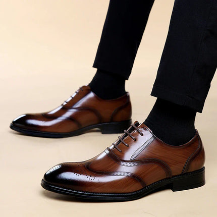 Zapatos de vestir brogue de cuero Lucas