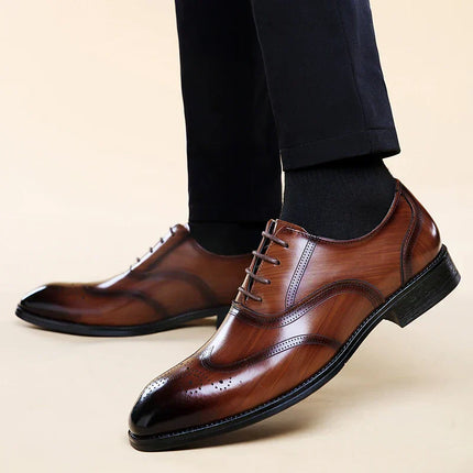 Zapatos de vestir brogue de cuero Lucas