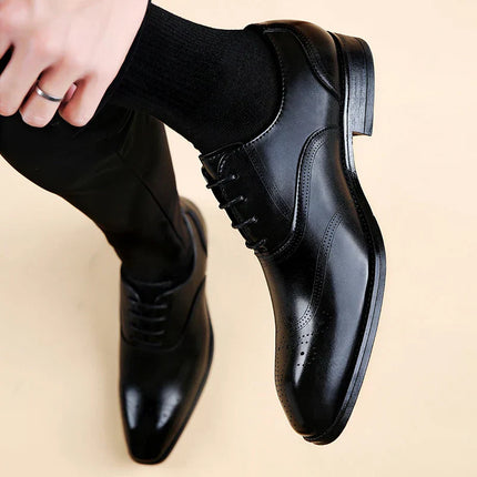 Zapatos de vestir brogue de cuero Lucas
