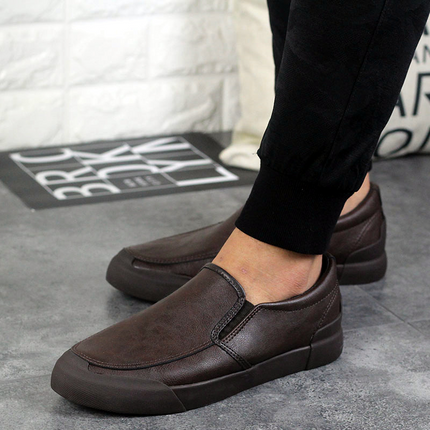 Zapatillas Chelsea de cuero sin cordones