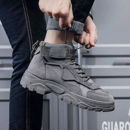 Botas tácticas grises para hombre, modelo ForceX 2025, ligeras y antideslizantes, ideales para misiones exigentes.