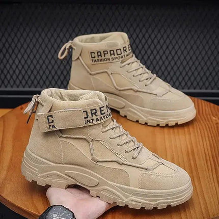 Botas tácticas beige de hombre, material resistente, diseño ligero, suela antideslizante para uso al aire libre.