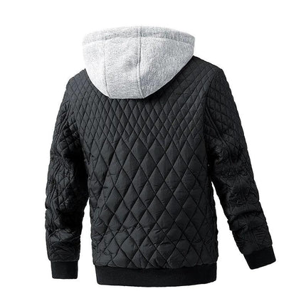 Campera Alpen negra acolchada con capucha gris, rellena de algodón, para protección térmica. Público unisex.