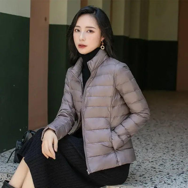 Campera acolchada Isabella gris para mujer, diseño elegante y liviano, ideal para días fríos en estilo urbano.