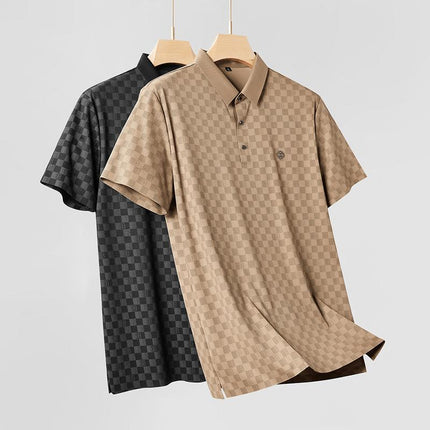 Polo Chomba Griglia Roma para hombres, tejido liviano, cuadros grises y beige, cuello acanalado, estilo moderno.