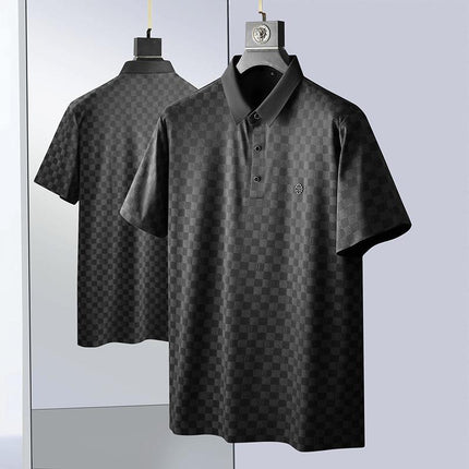 Polo Griglia Roma para hombre, tejido ligero en color negro con diseño a cuadros y detalles acanalados deportivos.