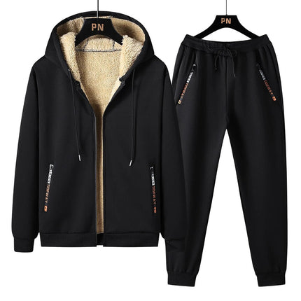 Conjunto de buzo y pantalón negro para hombre, forrados en sherpa, con capucha y cierre, ideal para invierno, estilo casual.