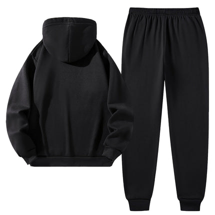 Conjunto Paris para hombre en color negro, buzo con capucha y jogger, tela gruesa, forro térmico, estilo casual moderno.
