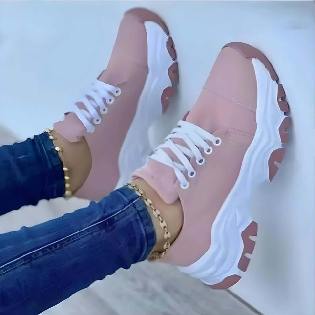 Zapatillas casual MaxSole rosas con suela chunky ondulada, ideales para moda urbana y street style femenino.