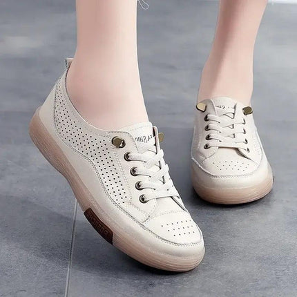 Zapatillas mujer blancas Terra Soft, cuero genuino, diseño ventilado, confort y estilo casual argentino.