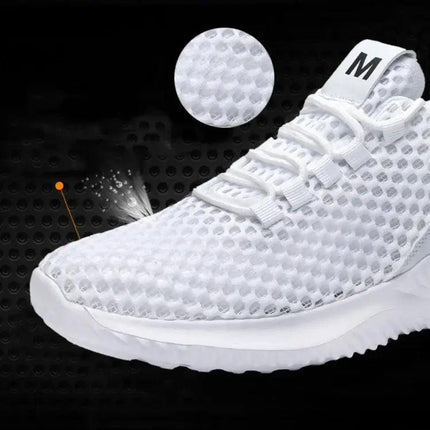 Zapatillas de running para hombre, ligeras y transpirables, color blanco, para corredores, diseño moderno.