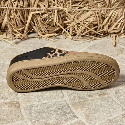 Zapatilla leopardo mujer, suela goma antideslizante, cuero PU marrón y negro, moda urbana, estampado animal print.