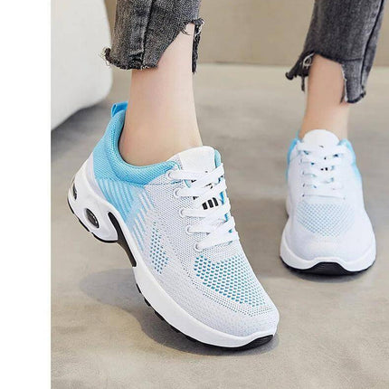 Zapatillas transpirables de verano azul y blanco para mujeres, suela ergonómica y anti-impacto, oferta especial.