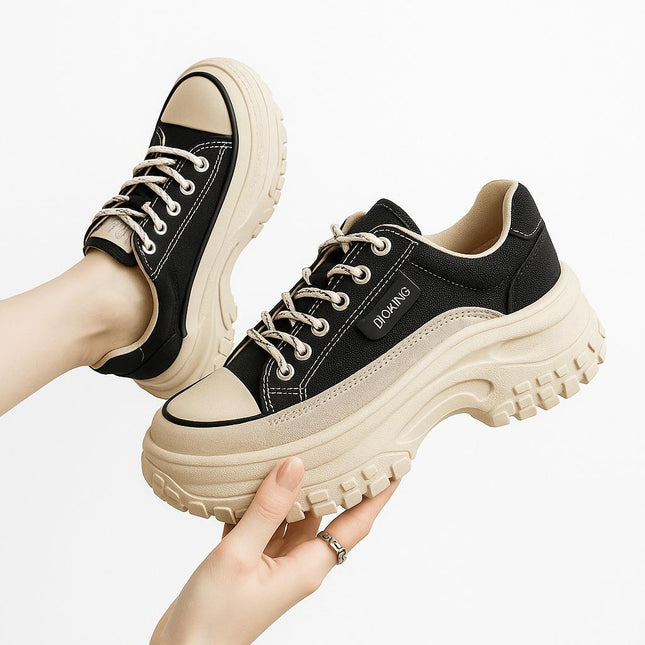 Zapatillas negras unisex de suela gruesa, parte superior transpirable, estilo casual, modernas y versátiles.